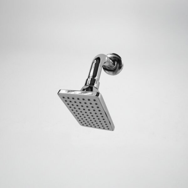 Regadera Rectangular con Tubo en ABS Cromada Medidas 110mm*70mm Peso 80g