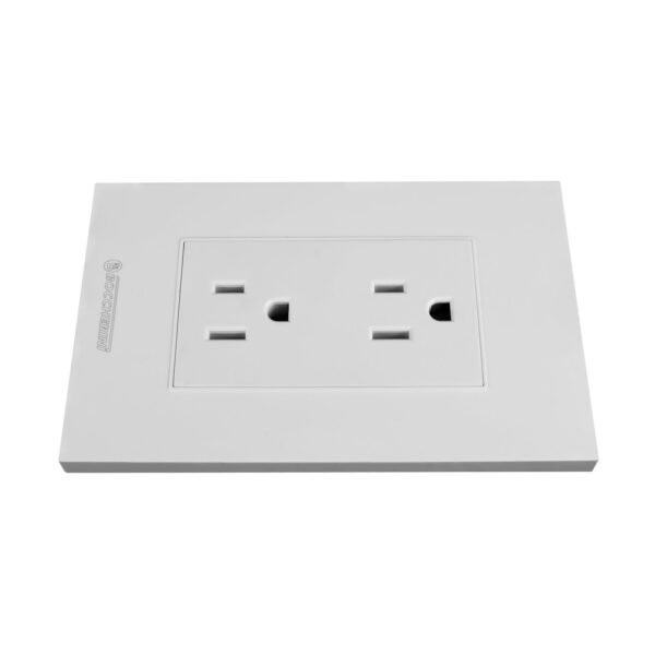 TOMACORRIENTE DOBLE CON POLO A TIERRA (2P+T) 15A 110V-250V  COLOR BLANCO HORIZONTAL