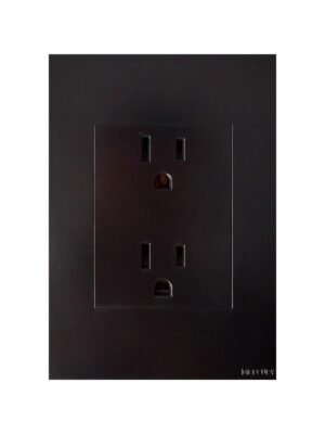 Toma Doble Polo a Tierra Negra — Mercury Black Luxury