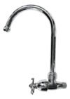 Llave Movil Pared Classic Plastgrifos